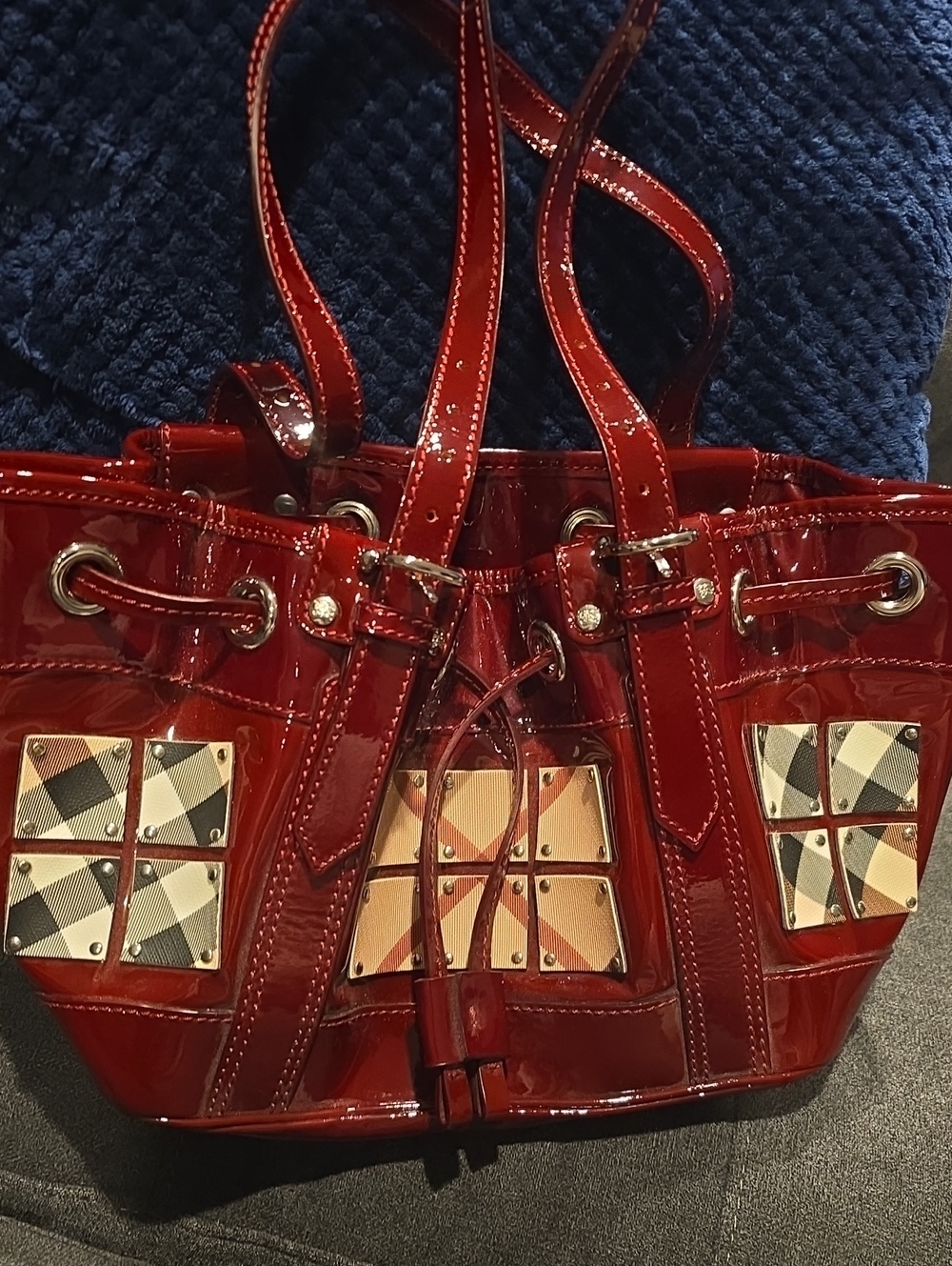 Burberry Nova Check Warrior Red Patent Leather Baby Beaton Y2k 3337 Vintage
